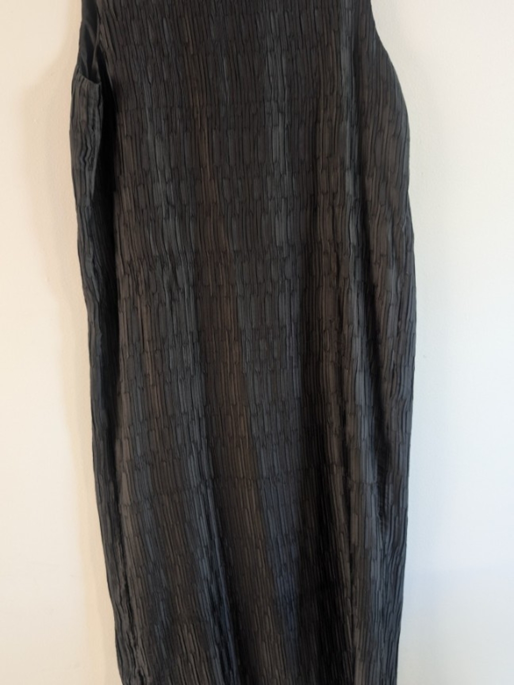 Zara Black Maxi Skirt with Textured Pleats
